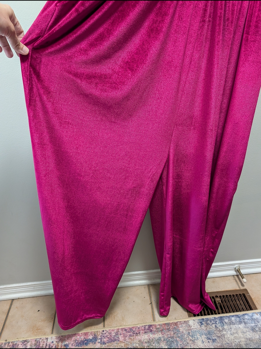 Smash + Tess Velvet Romper - Picture 4 of 8